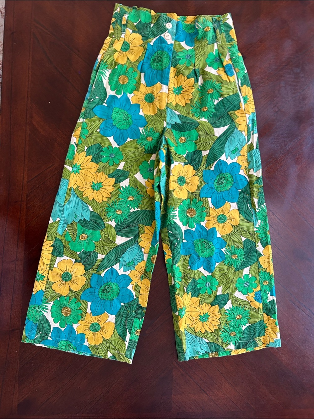 Princess Highway Floral Wide-Leg Capris in Green, Yellow & Blue size 6